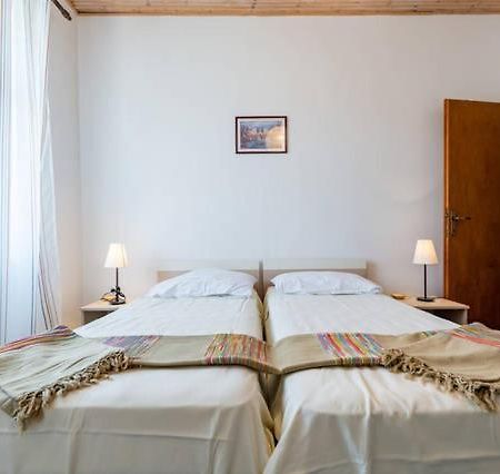 Apartments Lima Lazaneo Jelsa  Kültér fotó