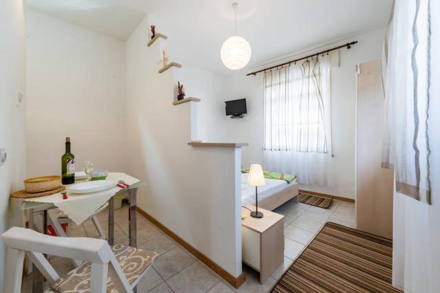 Apartments Lima Lazaneo Jelsa  Kültér fotó