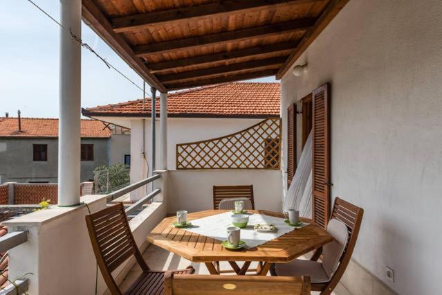 Apartments Lima Lazaneo Jelsa  Kültér fotó