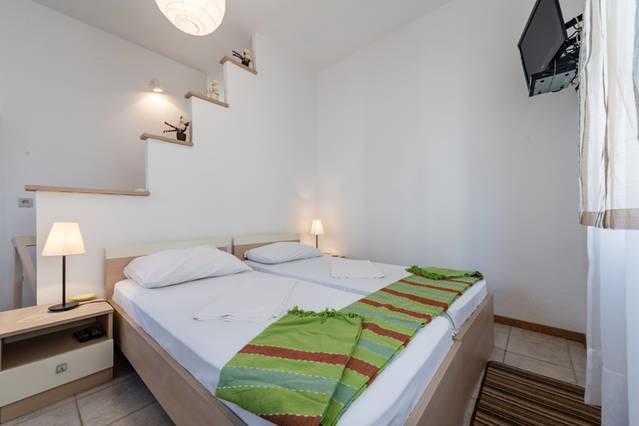 Apartments Lima Lazaneo Jelsa  Kültér fotó